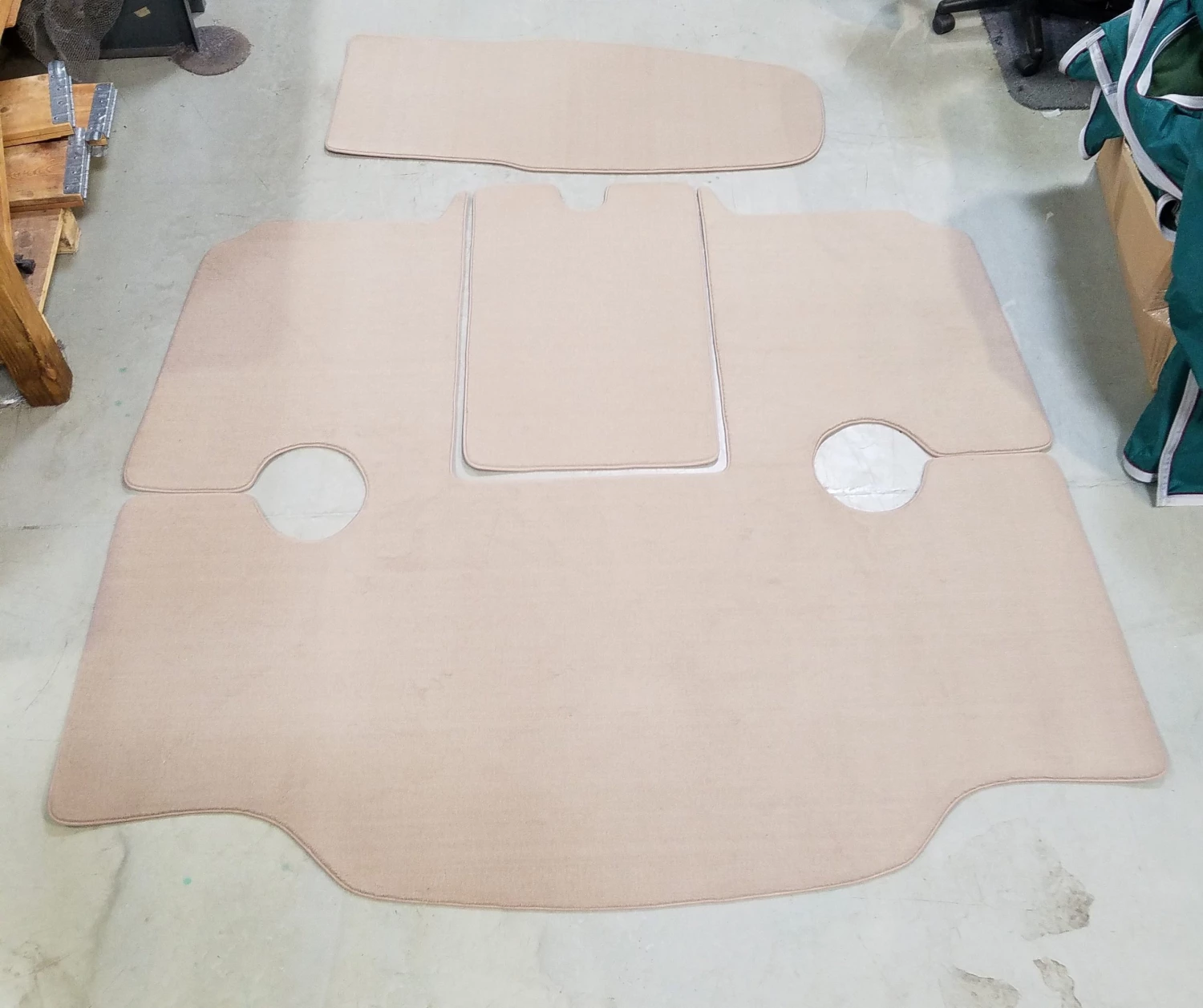 Matworks LTD 2002 Chaparral 210 SSI Snap In Boat Carpet 1 Matworks LTD 2002 Chaparral 210 SSI Snap In Boat Carpet