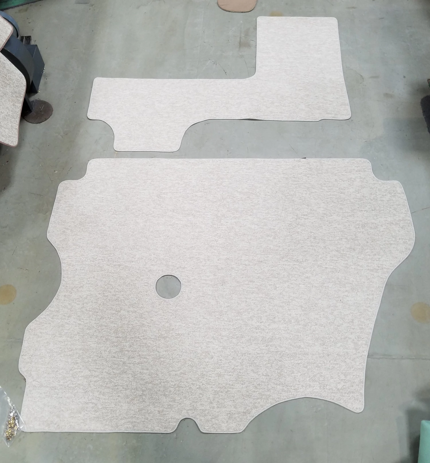 Matworks LTD 2004 Larson Cabrio 310 Snap In Boat Carpet 2 Matworks LTD 2004 Larson Cabrio 310 Snap In Boat Carpet