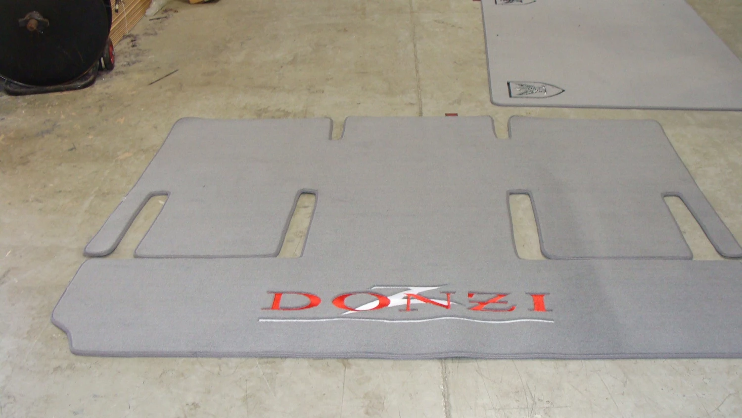 Matworks LTD 2006 Donzi 26' Snap In Boat Carpet 2 Matworks LTD 2006 Donzi 26' Snap In Boat Carpet