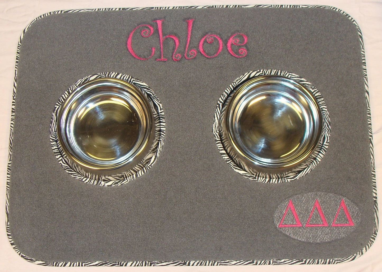 Matworks LTD Pet Dining Mats Personalized Pet Diner Mat Stainless Steel Bowl Set 11 Matworks LTD Pet Dining Mats Personalized Pet Diner Mat Stainless Steel Bowl Set