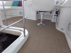 Matworks LTD 2004 Cruisers Yachts 375 Aft Cabin Carpet