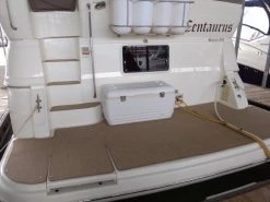 Matworks LTD 2004 Cruisers Yachts 375 Aft Cabin Carpet